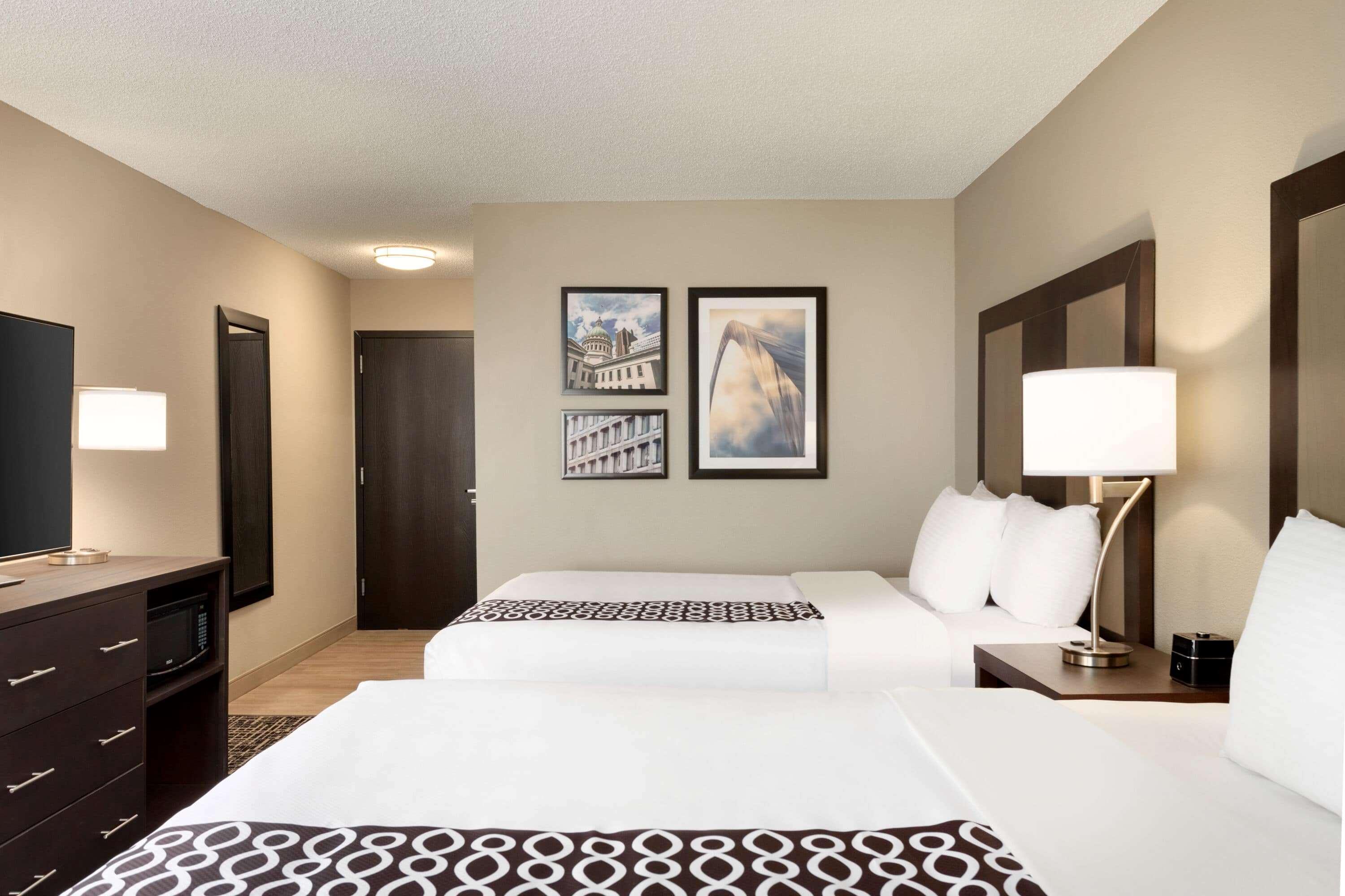 La Quinta Inn & Suites By Wyndham St Louis Route 66 Windsor Springs Exterior foto